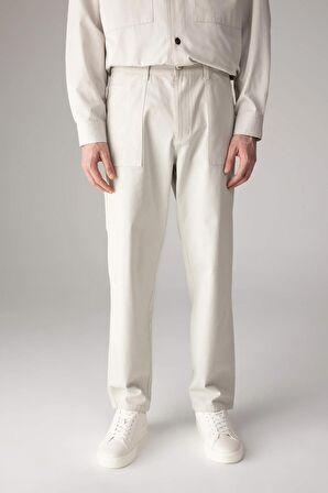 DeFacto Yazlık Gabardin Pantolon Straight Fit Bol Rahat Kesim Cepli Düz Paça B4089AX24SPGR368
