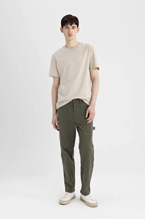 DeFacto Yazlık Gabardin Pantolon Straight Fit Bol Rahat Kesim Cepli Düz Paça B4089AX24SPKH489