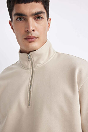 DeFacto Comfort Regular Fit Rahat Kalıp Fermuarlı Dik Yaka Basic Düz Sweatshirt X7405AZ24SPBG737