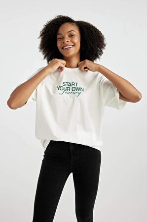 DeFacto Unisex Oversize Geniş Kalıp Bisiklet Yaka Baskılı Kısa Kollu Tişört B6803AX24SMWT32