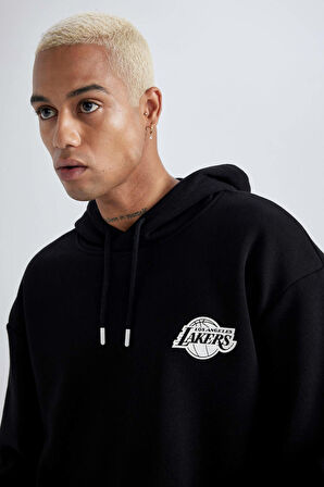 DeFactoFit NBA Los Angeles Lakers Boxy Fit Kapüşonlu Kalın Sweatshirt A4114AX23AUBK81