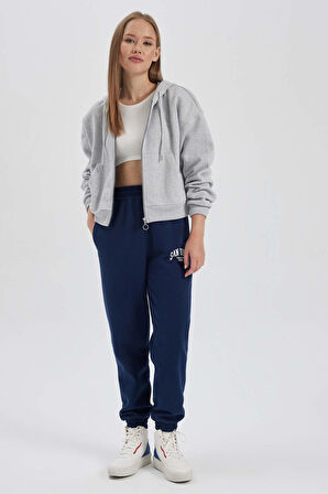 DeFacto Coool Regular Fit Kapüşonlu Fermuarlı Basic Sweatshirt Y7107AZ23WNGR382