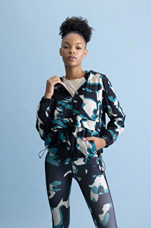 DeFactoFit Loose Fit Kamuflaj Desenli Kapüşonlu Sporcu Sweatshirt B2696AX23AUBK81