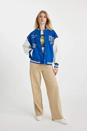 DeFacto Coool Oversize Geniş Kalıp Kolej Yaka Sırt Baskılı Çıtçıtlı Cepli Kalın Bomber Ceket B3255AX24SPBE399