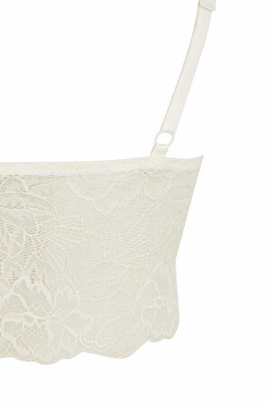 Fall in Love Dantelli Bant Detaylı Triangle Bralet