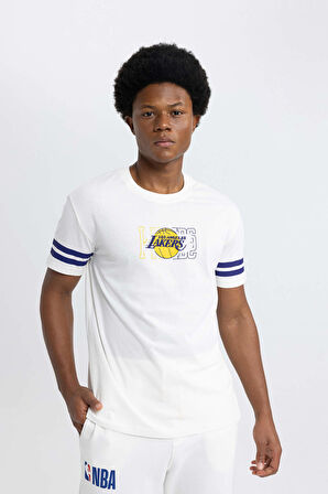 DeFactoFit NBA Los Angeles Lakers Standart Fit Bisiklet Yaka Kısa Kollu Tişört B3896AX24SPER105