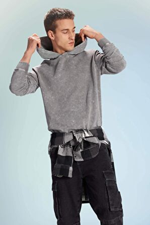 DeFacto Regular Fit Kapüşonlu Yıkamalı Soluk Efektli Basic Düz Sweatshirt B9220AX23WNGR367