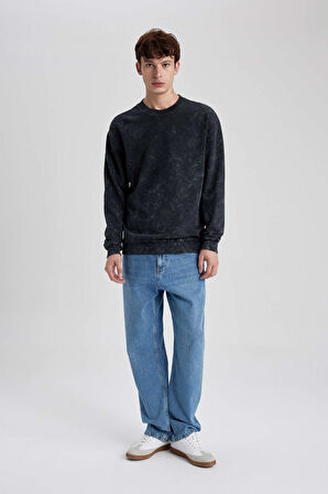 DeFacto Regular Fit Bisiklet Yaka Yıkamalı Soluk Efektli Basic Düz Sweatshirt B9221AX23WNAR231