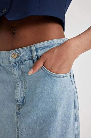 DeFacto Long Fit Yırtmaçlı Maxi Jean Etek B8295AX24SPNM85