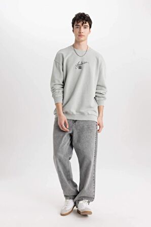 DeFacto Comfort Regular Fit Rahat Kalıp Bisiklet Yaka Baskılı Sweatshirt C1663AX24SPGR91