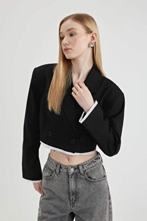 DeFacto Coool Oversize Geniş Kalıp Kruvaze Yaka Etek Ucu Detaylı Blazer Ceket C1754AX24SPBK27