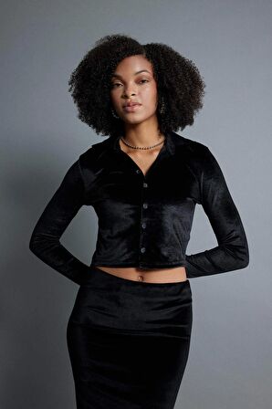 DeFacto Fitted Kadife Uzun Kollu Crop Gömlek B6530AX23WNBK27