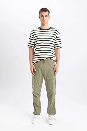 DeFacto Relax Fit Kargo Cepli Düz Paça Paraşüt Pantolon B4555AX24SPKH373