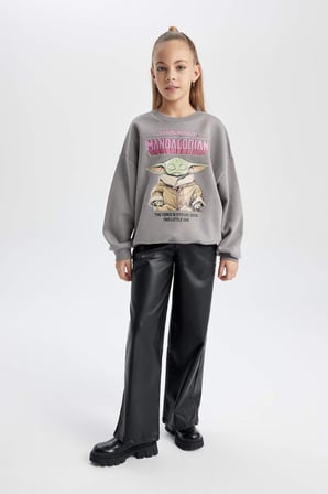 DeFacto Kız Çocuk Star Wars-Mandalorian Bisiklet Yaka İçi Yumuşak Tüylü Kalın Sweatshirt B4716A823WNGR160