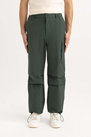 DeFacto Yazlık Pantolon Relax Fit Rahat Kesim Kargo Cepli Beli Paçası Lastikli B4519AX24SPGN542