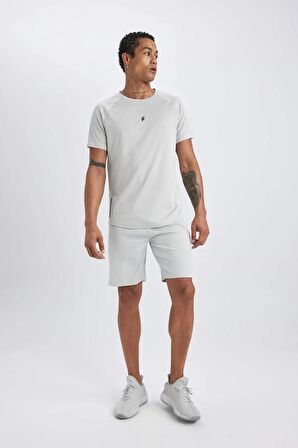 DeFactoFit Slim Fit Dar Kesim Bisiklet Yaka Baskılı Sporcu Kısa Kollu Tişört V2887AZ24SPGR91