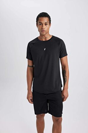 DeFactoFit Slim Fit Dar Kesim Bisiklet Yaka Baskılı Sporcu Kısa Kollu Tişört V2887AZ24SPBK81