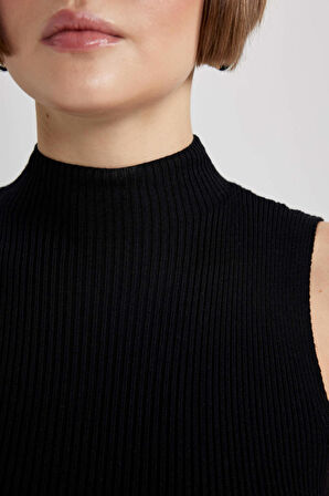 DeFacto Fitted Yarım Balıkçı Yaka Kolsuz Ribana Midi Elbise B8134AX23WNBK27