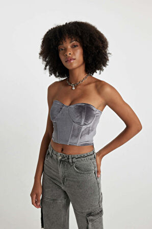 DeFacto Kalp Yaka Crop Korse Görünümlü Straplez Bluz B8619AX23WNAR58