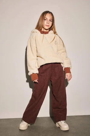 DeFacto Kız Çocuk Oversize Geniş Kalıp Kapüşonlu Pelüş Sweatshirt B2285A823WNBG782