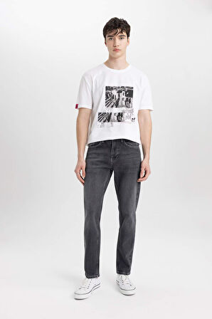 Slim Tapered Fit Dar Kalıp Normal Bel Daralan Paça Jean Pantolon