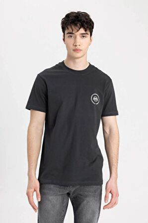 DeFacto Slim Fit Dar Kesim Bisiklet Yaka Baskılı Kısa Kollu Tişört C2079AX24SMAR204