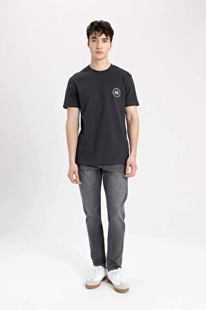 DeFacto Slim Fit Bisiklet Yaka Baskılı Kısa Kollu Tişört C2079AX24SMAR204