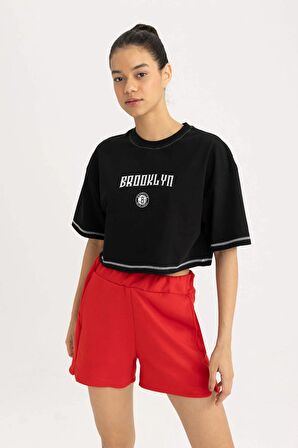 DeFactoFit NBA Brooklyn Nets Crop Bisiklet Yaka Kısa Kollu Tişört B9953AX24SMBK81