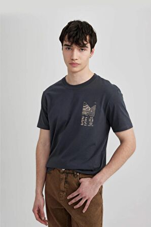 DeFacto Slim Fit Dar Kesim Bisiklet Yaka Baskılı Kısa Kollu Pamuklu Tişört C2131AX24SMAR231