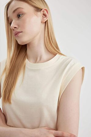 DeFacto Coool Loose Fit Bisiklet Yaka Basic Düz Atlet Z4268AZ24SMWT32