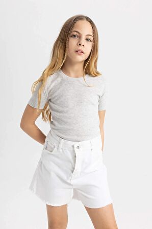 DeFacto Kız Çocuk Slim Fit Dar Kesim Bisiklet Yaka Ribana Basic Düz Kısa Kollu Tişört B3054A824SMGR379