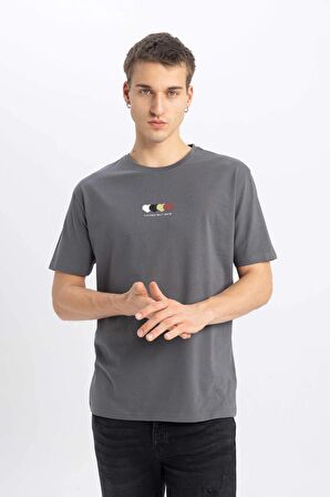 DeFacto Regular Fit Bisiklet Yaka Baskılı Kısa Kollu Tişört B5076AX24SPGR474