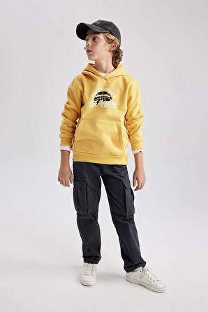 DeFacto Erkek Çocuk Baskılı Kanguru Cepli Kapüşonlu Sweatshirt B7821A8NSYL275