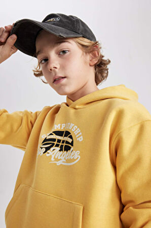 DeFacto Erkek Çocuk Baskılı Kanguru Cepli Kapüşonlu Sweatshirt B7821A8NSYL275