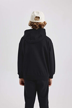 DeFacto Erkek Çocuk Baskılı Kanguru Cepli Kapüşonlu Sweatshirt B7821A8NSBK81