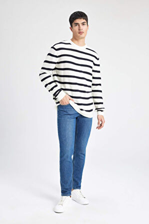 DeFacto Standart Fit Bisiklet Yaka Çizgili Kazak B9724AX24AUER100