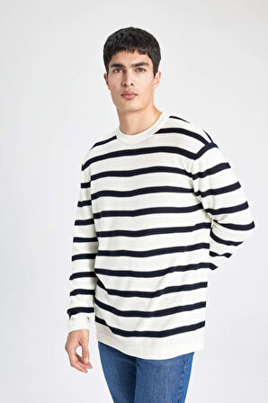 DeFacto Standart Fit Bisiklet Yaka Çizgili Kazak B9724AX24AUER100