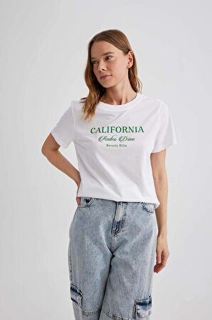 DeFacto Regular Fit Bisiklet Yaka Baskılı Kısa Kollu Tişört C2582AX24SMWT34