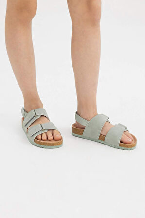 Kız Çocuk Cırt Cırtlı Düz Taban Sandalet