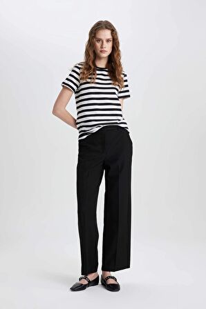 DeFacto Regular Fit Bisiklet Yaka Çizgili Kısa Kollu Tişört C2612AX24SPBK81