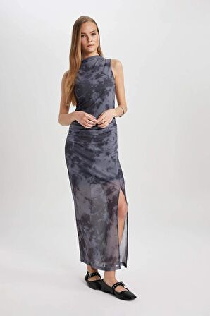 DeFacto Bodycon Vücudu Saran Dik Yaka Yırtmaçlı Batik Tül Kolsuz Maxi Elbise C3063AX24SPAR58