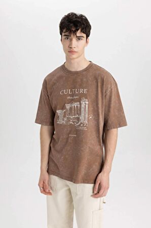 DeFacto Oversize Geniş Kalıp Bisiklet Yaka Baskılı Kısa Kollu Tişört C0150AX24SMBN105