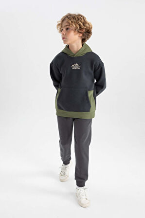 DeFacto Erkek Çocuk Oversize Fit Kapüşonlu Kalın Sweatshirt B1736A823WNAR31