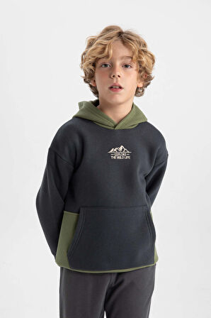 DeFacto Erkek Çocuk Oversize Fit Kapüşonlu Kalın Sweatshirt B1736A823WNAR31