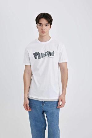 DeFacto Regular Fit Bisiklet Yaka Baskılı Kısa Kollu Tişört B8483AX24SMWT34