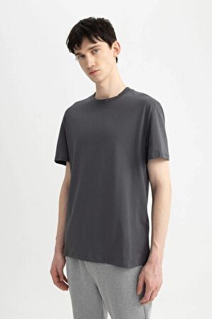 DeFacto New Regular Fit Bisiklet Yaka Basic Düz %100 Pamuk Kısa Kollu Tişört V7699AZ24SPAR9
