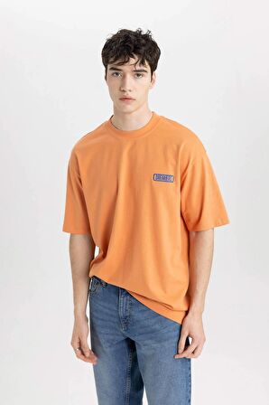 DeFacto Comfort Regular Fit Rahat Kalıp Bisiklet Yaka Baskılı Kısa Kollu Tişört C2136AX24SMOG328