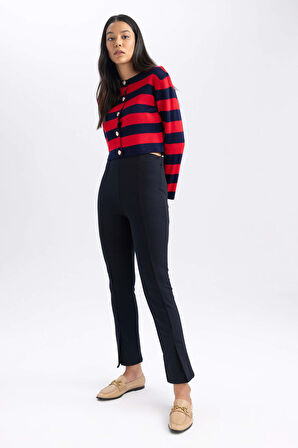 DeFacto Basic Düz Kumaş Pantolon Slim Fit Dar Kesim Yüksek Bel Kısa Paça A0666AX23AUNV195