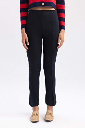 DeFacto Basic Düz Kumaş Pantolon Slim Fit Dar Kesim Yüksek Bel Kısa Paça A0666AX23AUNV195