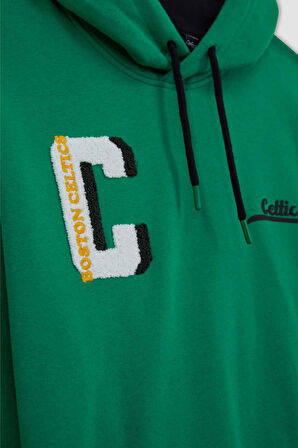DeFactoFit NBA Boston Celtics Standart Fit Kapüşonlu Kalın Sweatshirt A7277AX23AUGN1037